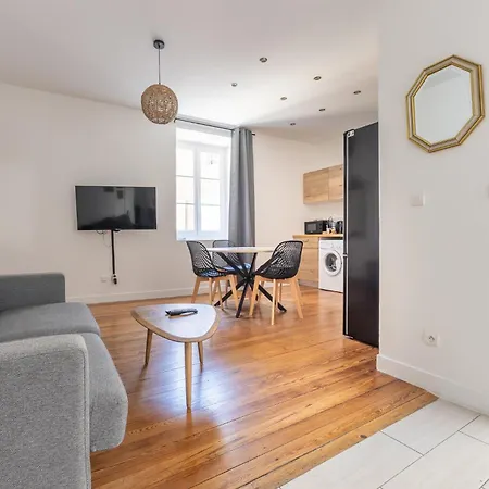 Moderne , Centre Historique * Trevoux